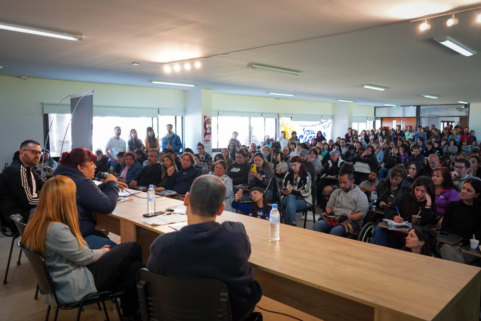 Presentación del capítulo del Ministerio de Salud | La oscuridad al final del túnel